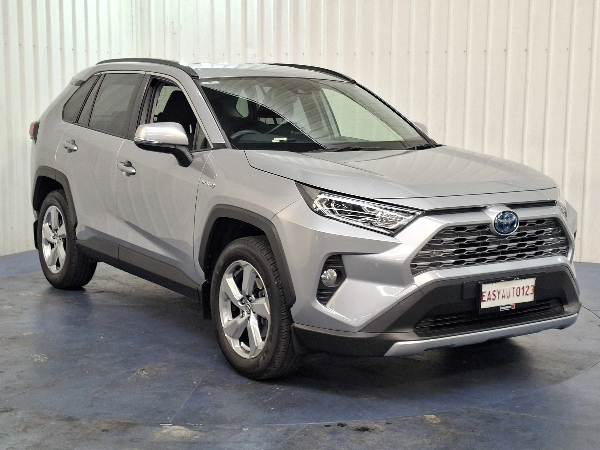 SUV
