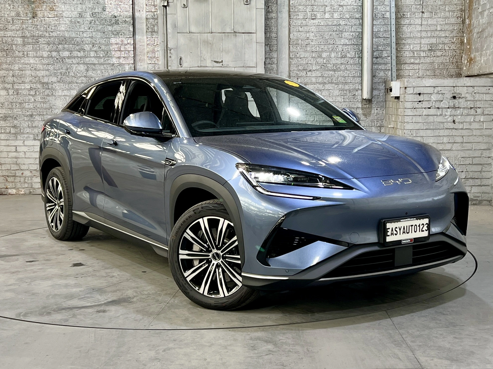 SUV