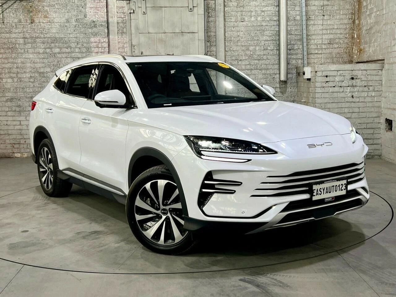 SUV
