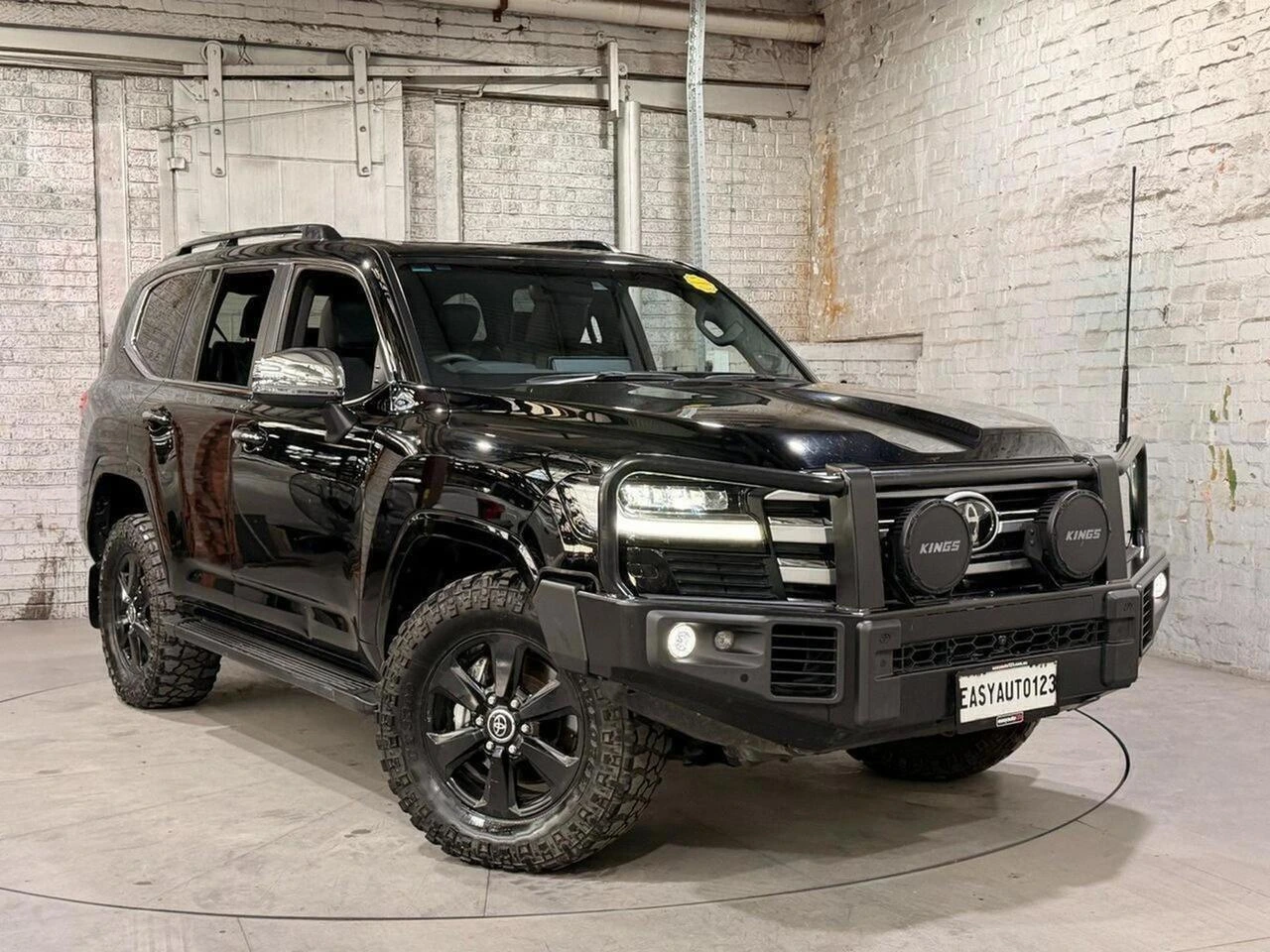 SUV