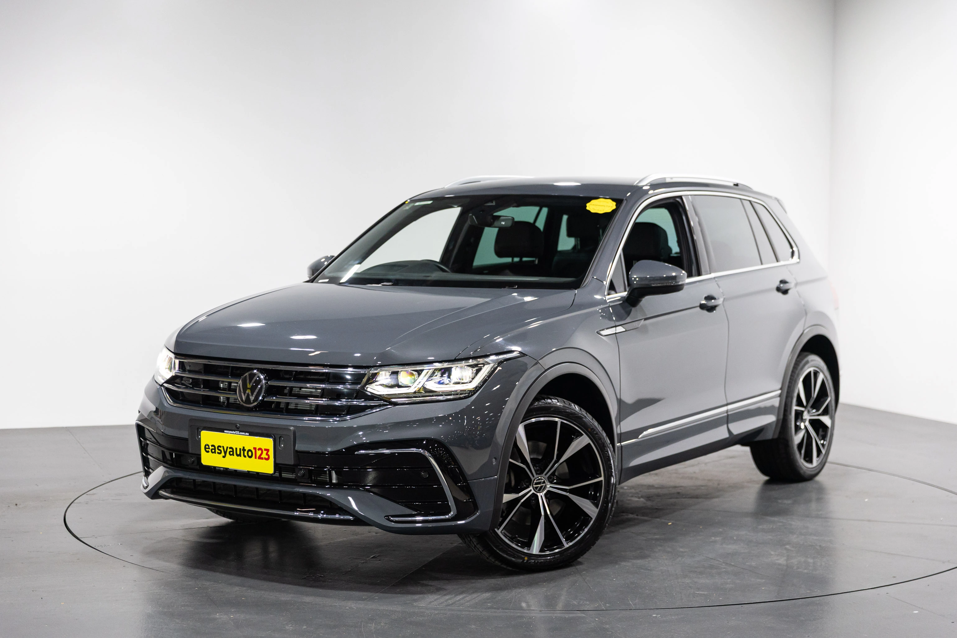 SUV