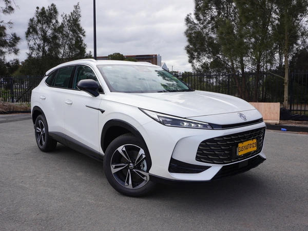 2025 Mg Hs Vibe Automatic Petrol Front Wheel Drive