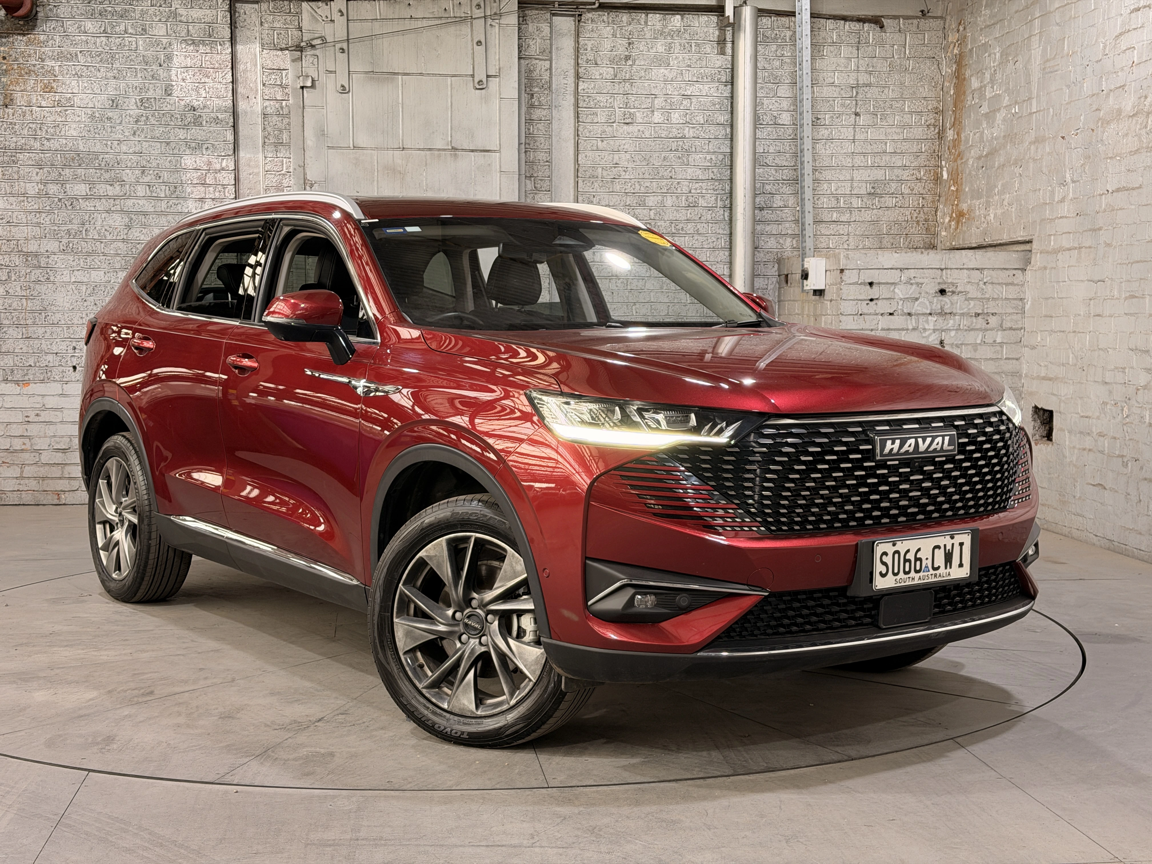 SUV