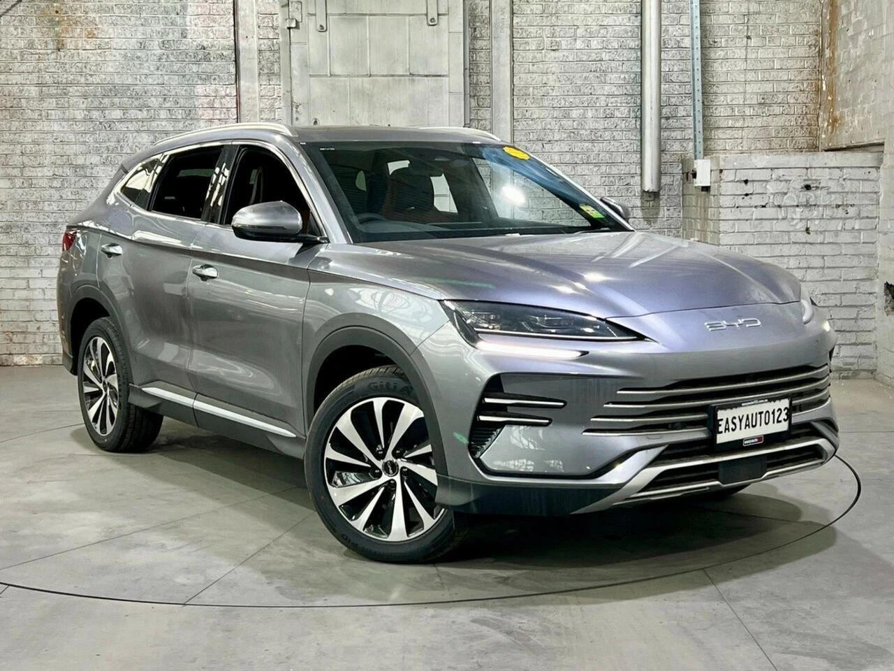 SUV