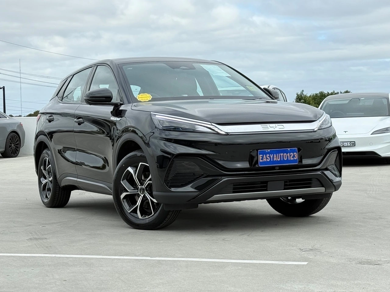 SUV