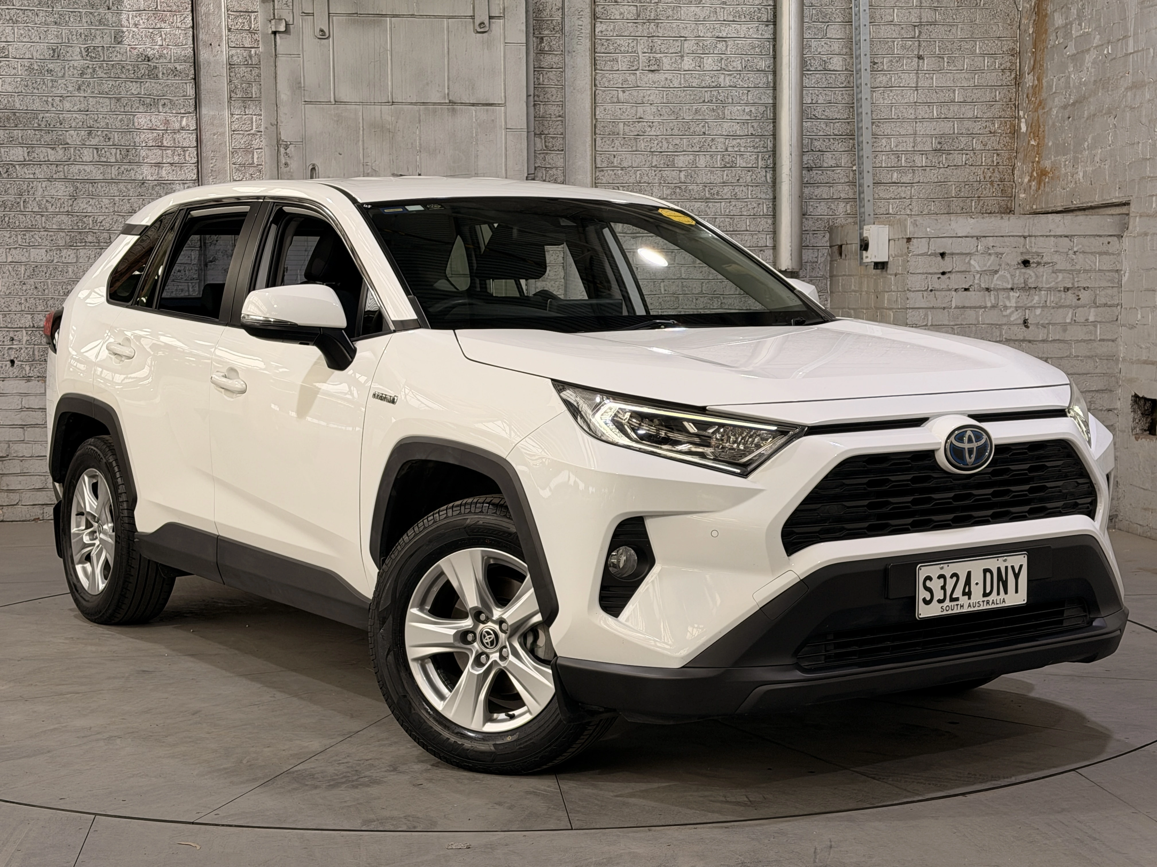 SUV