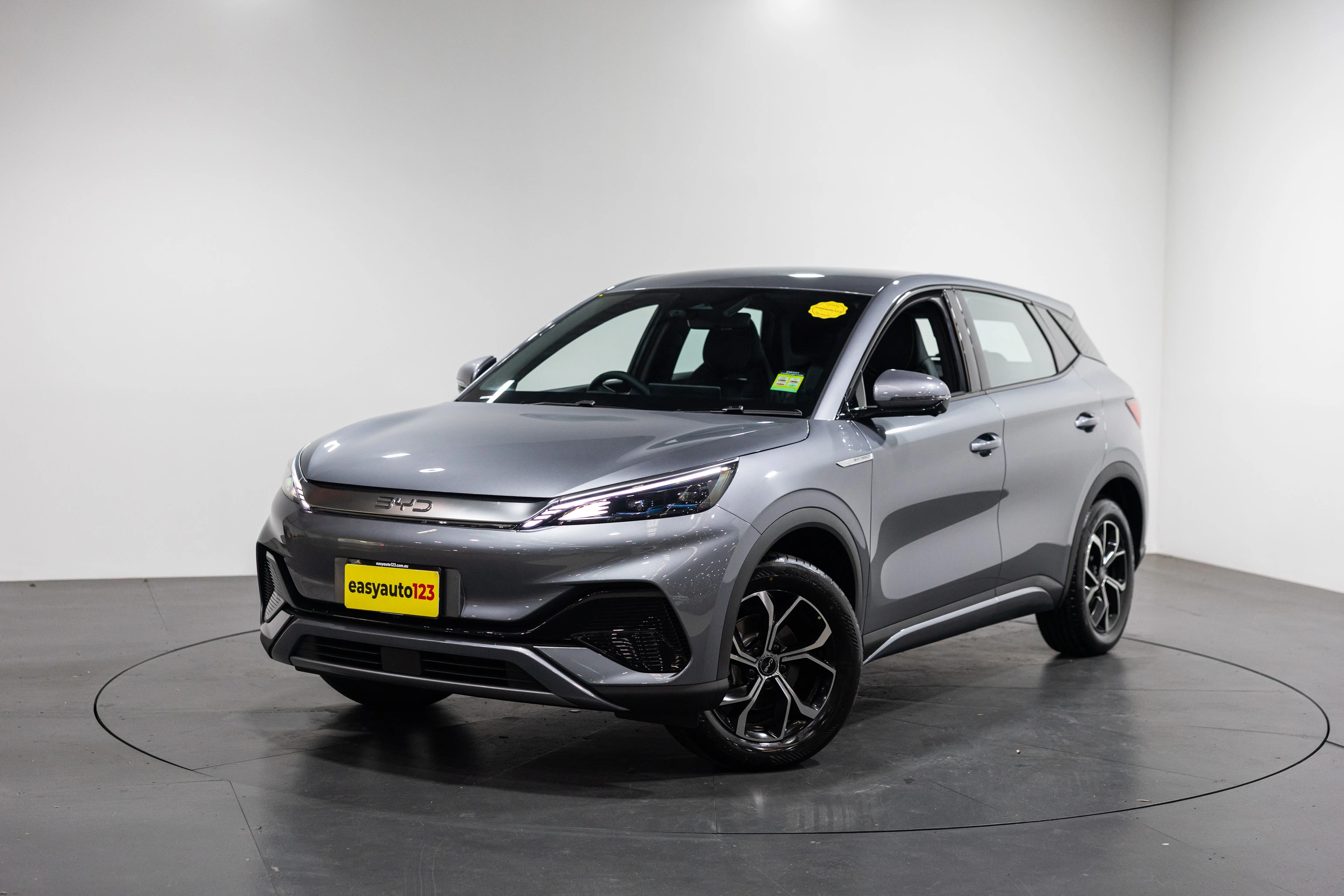 SUV