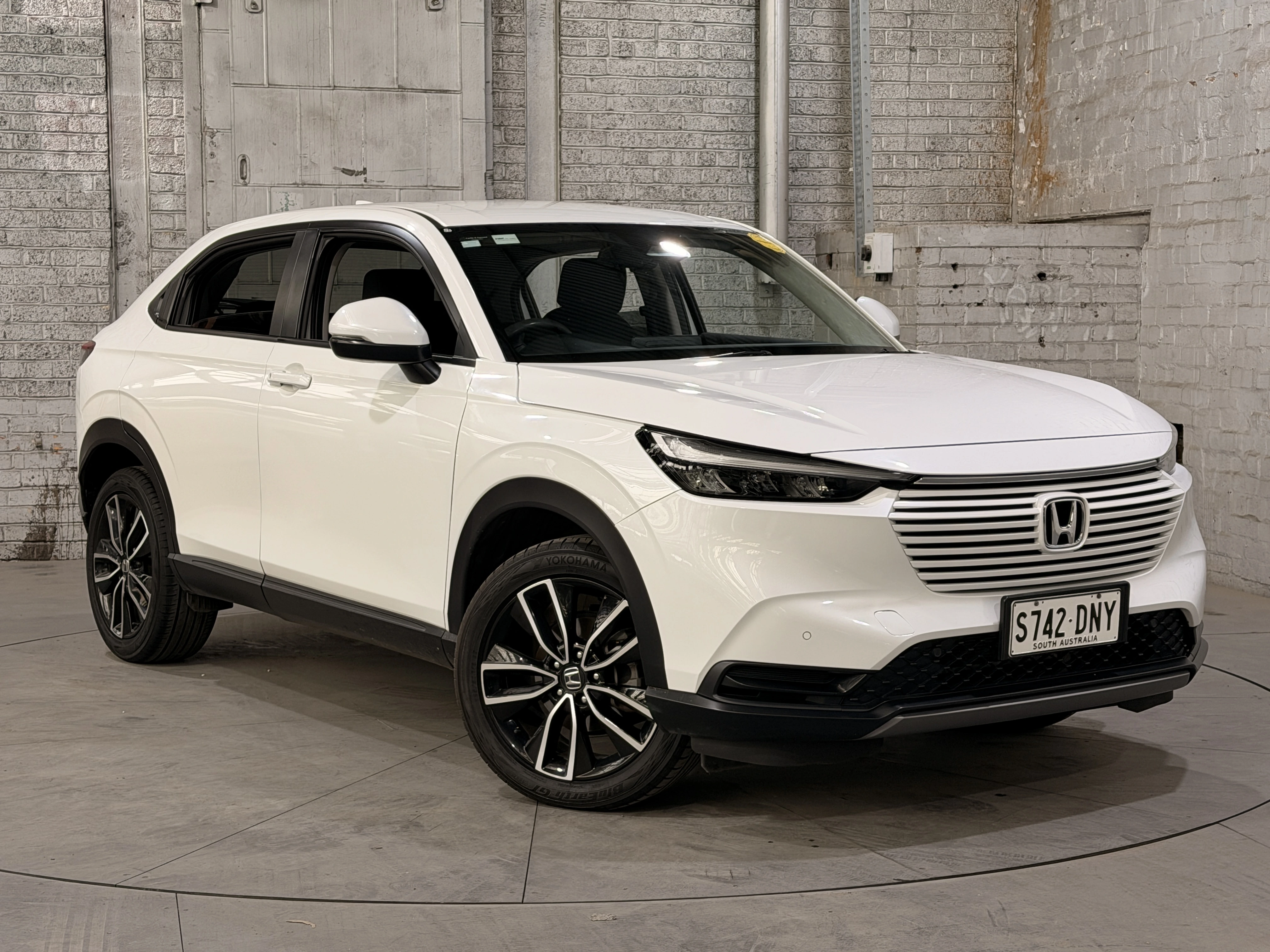 SUV