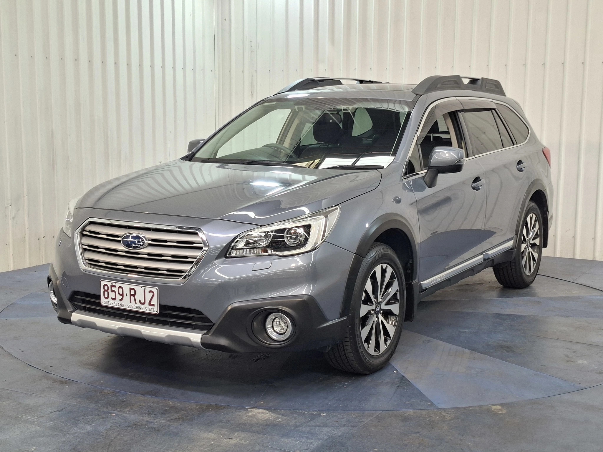 SUV