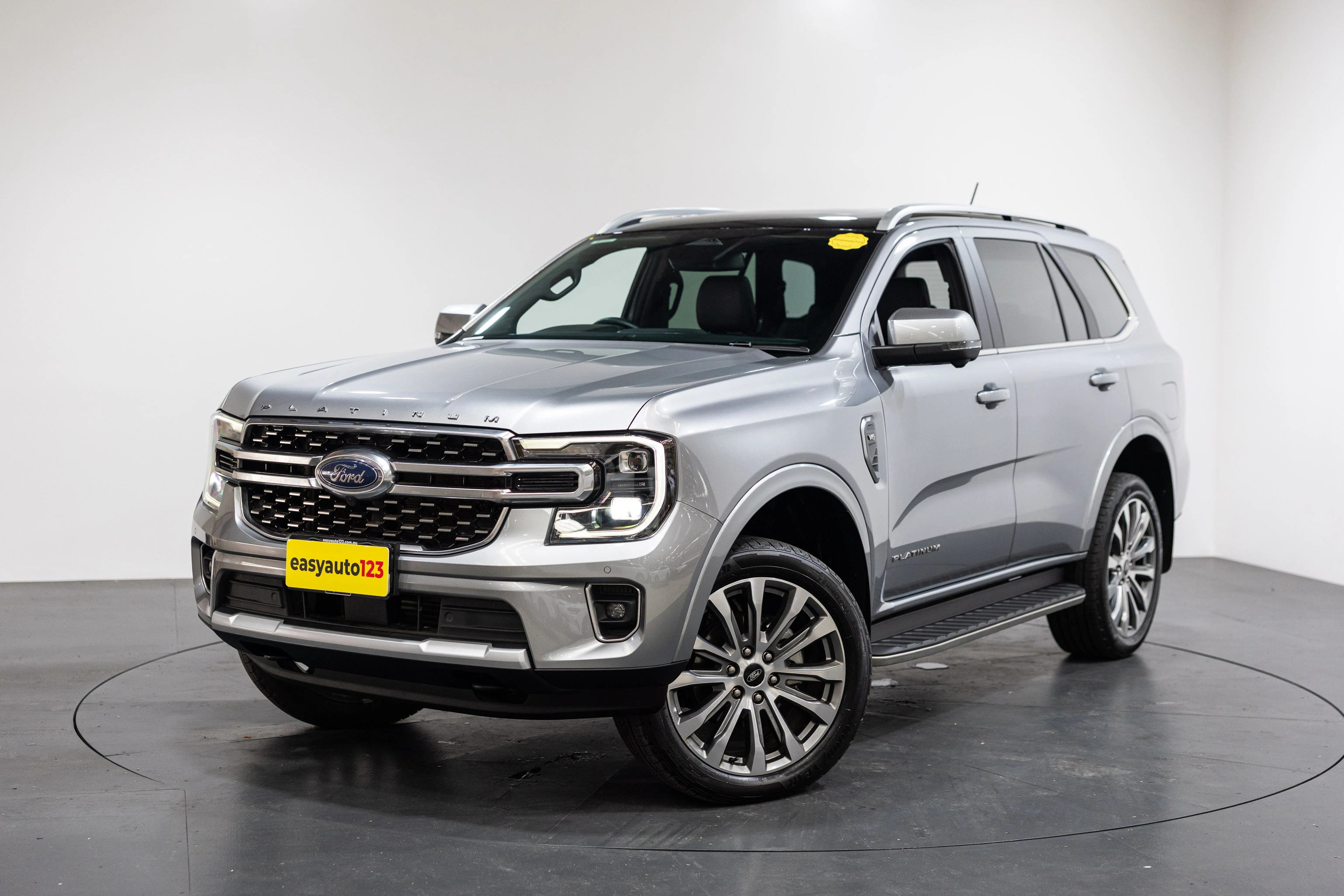 SUV