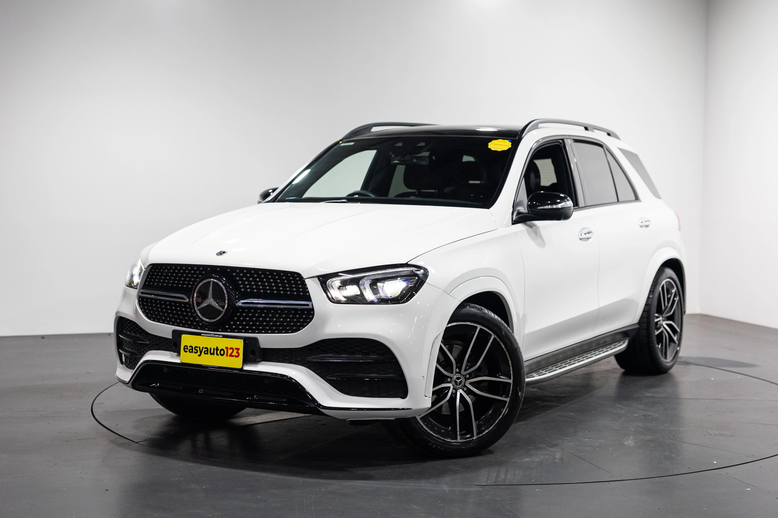 SUV