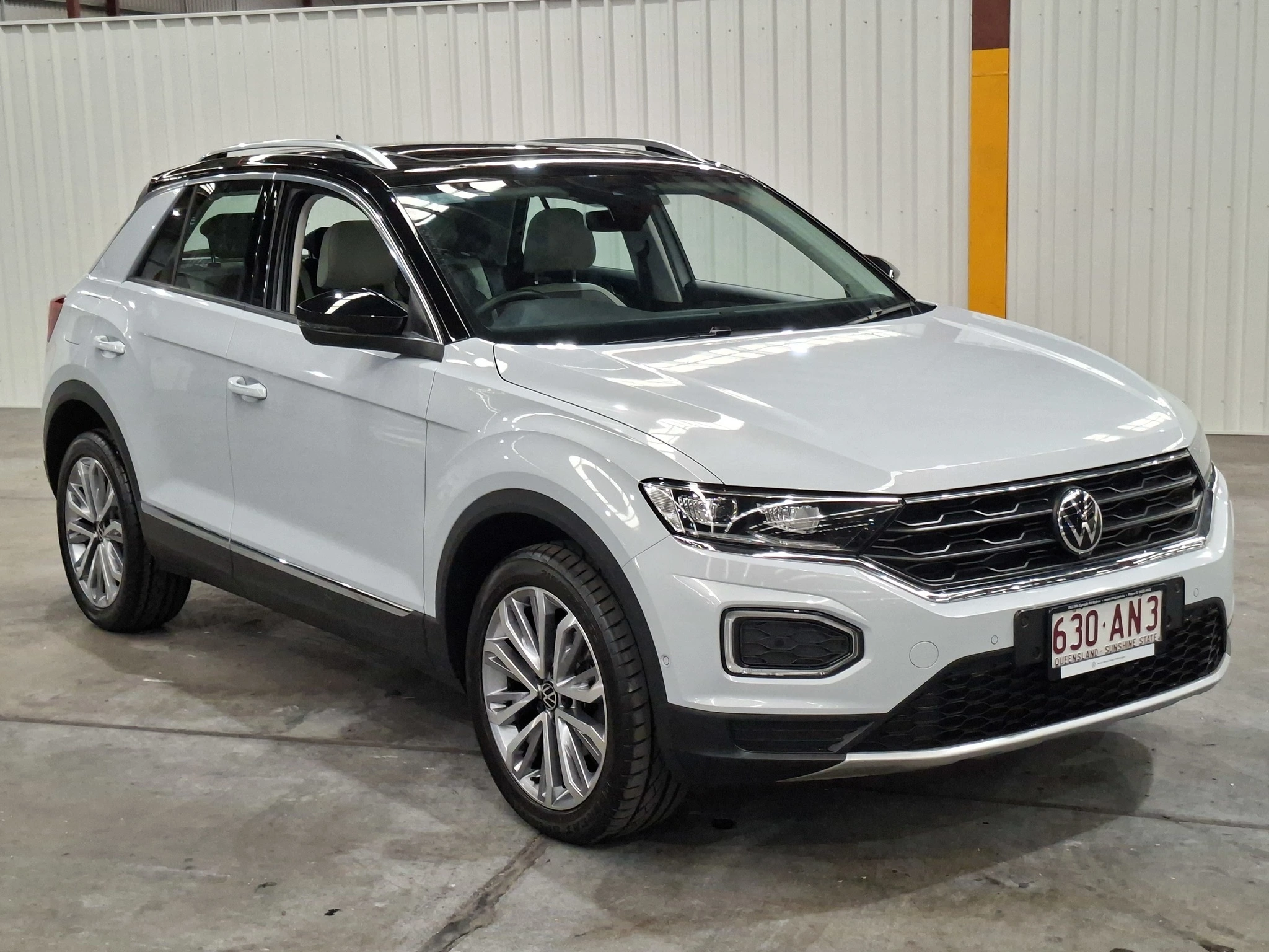 SUV