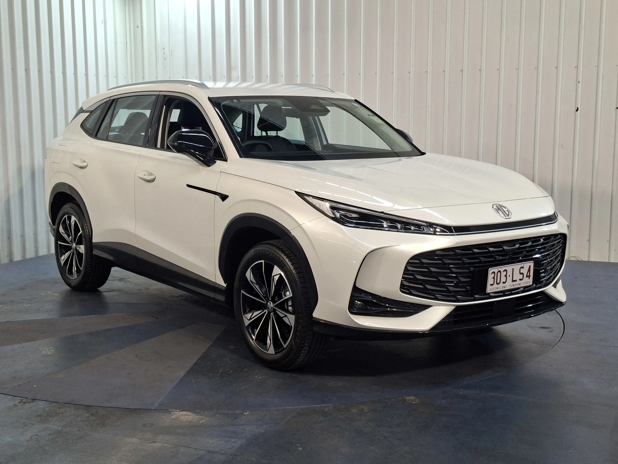 SUV