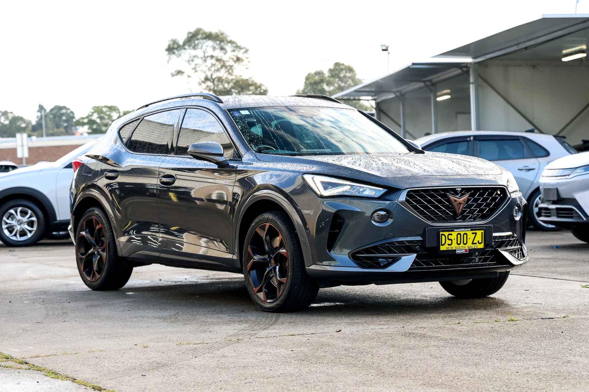 SUV