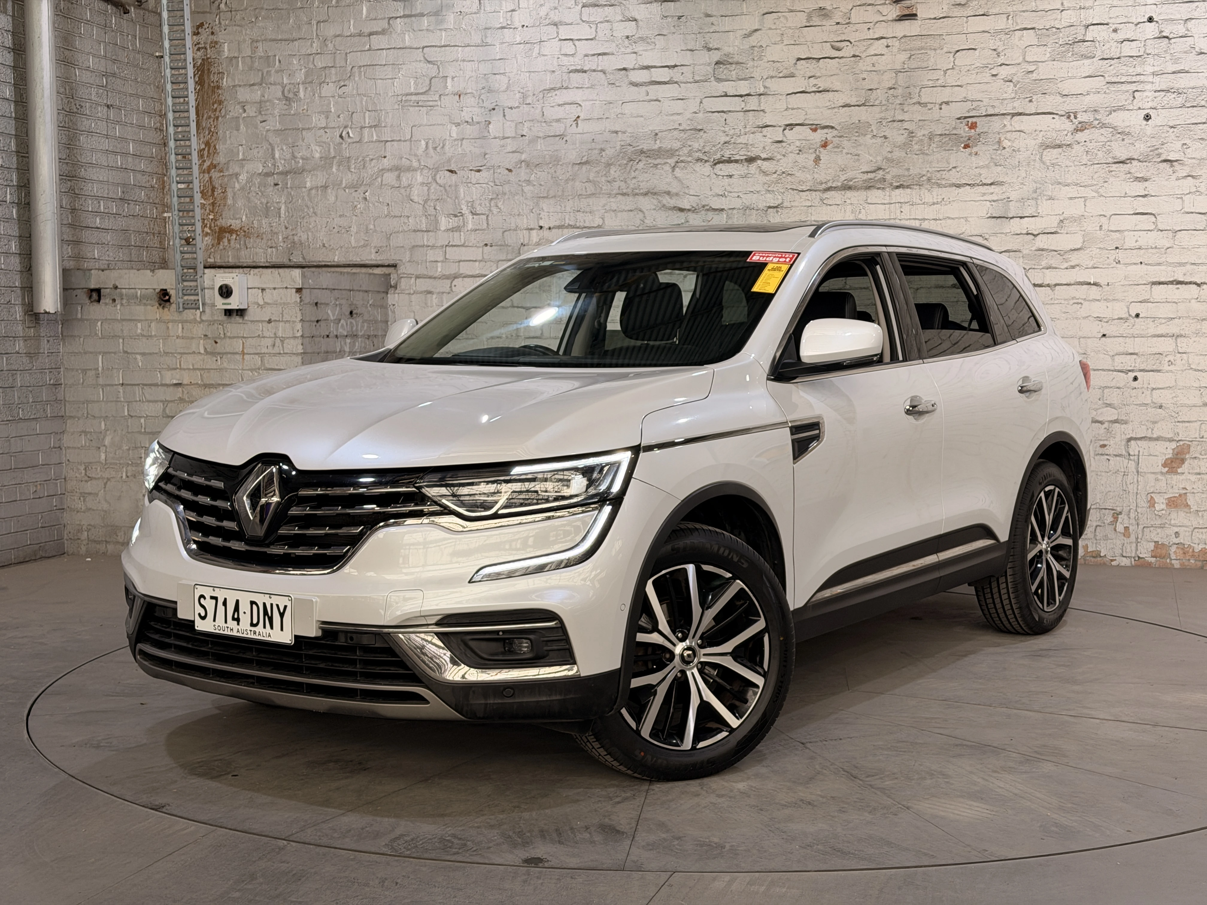 SUV