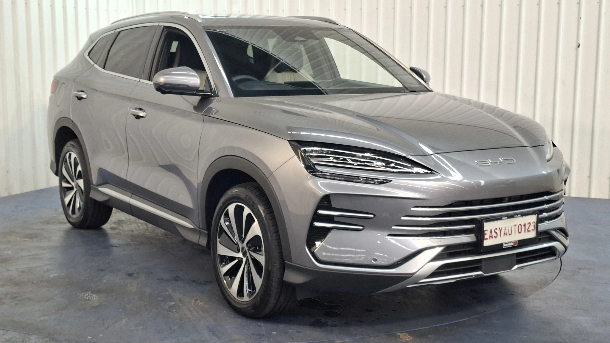 SUV