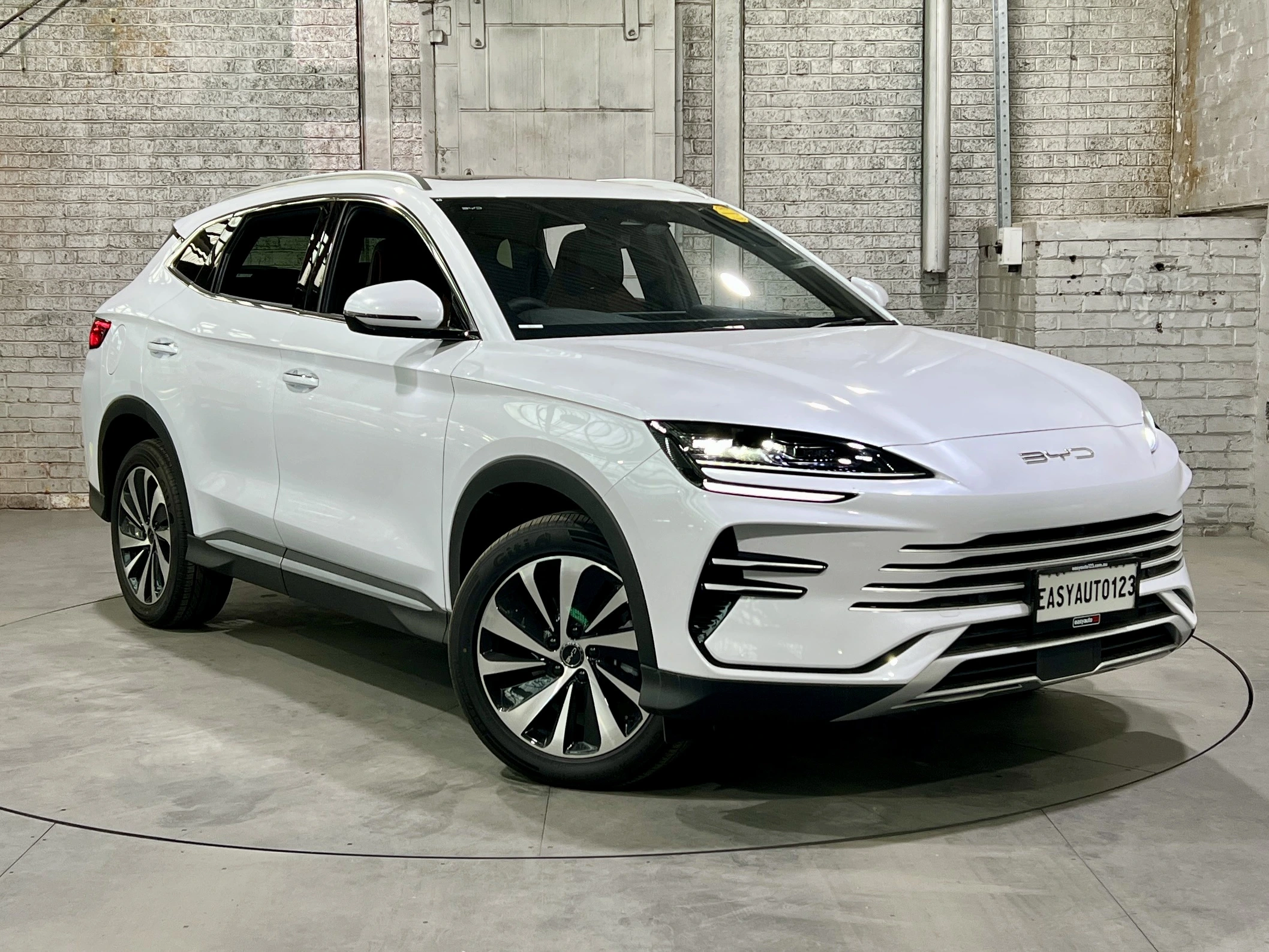 SUV