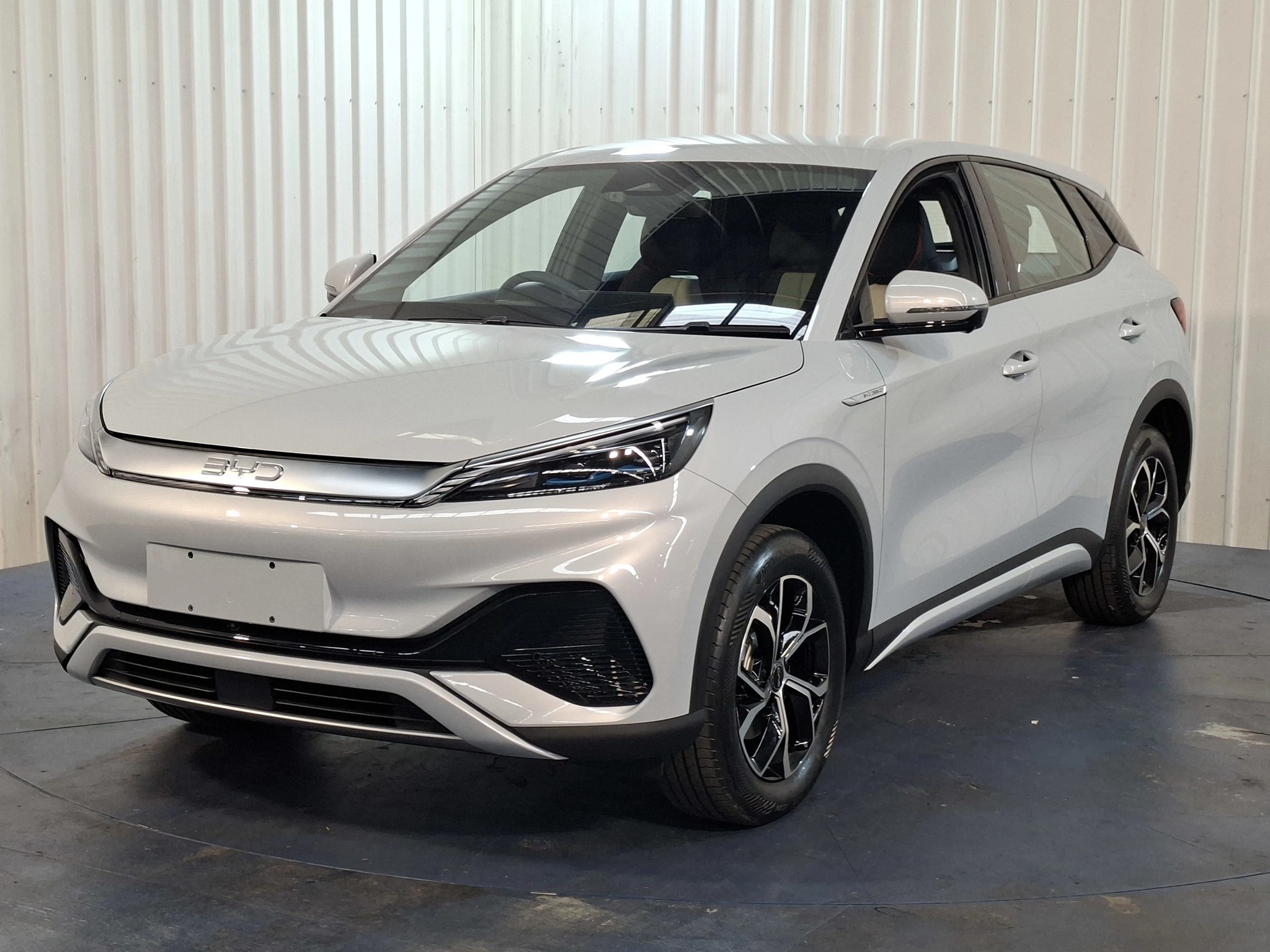 SUV