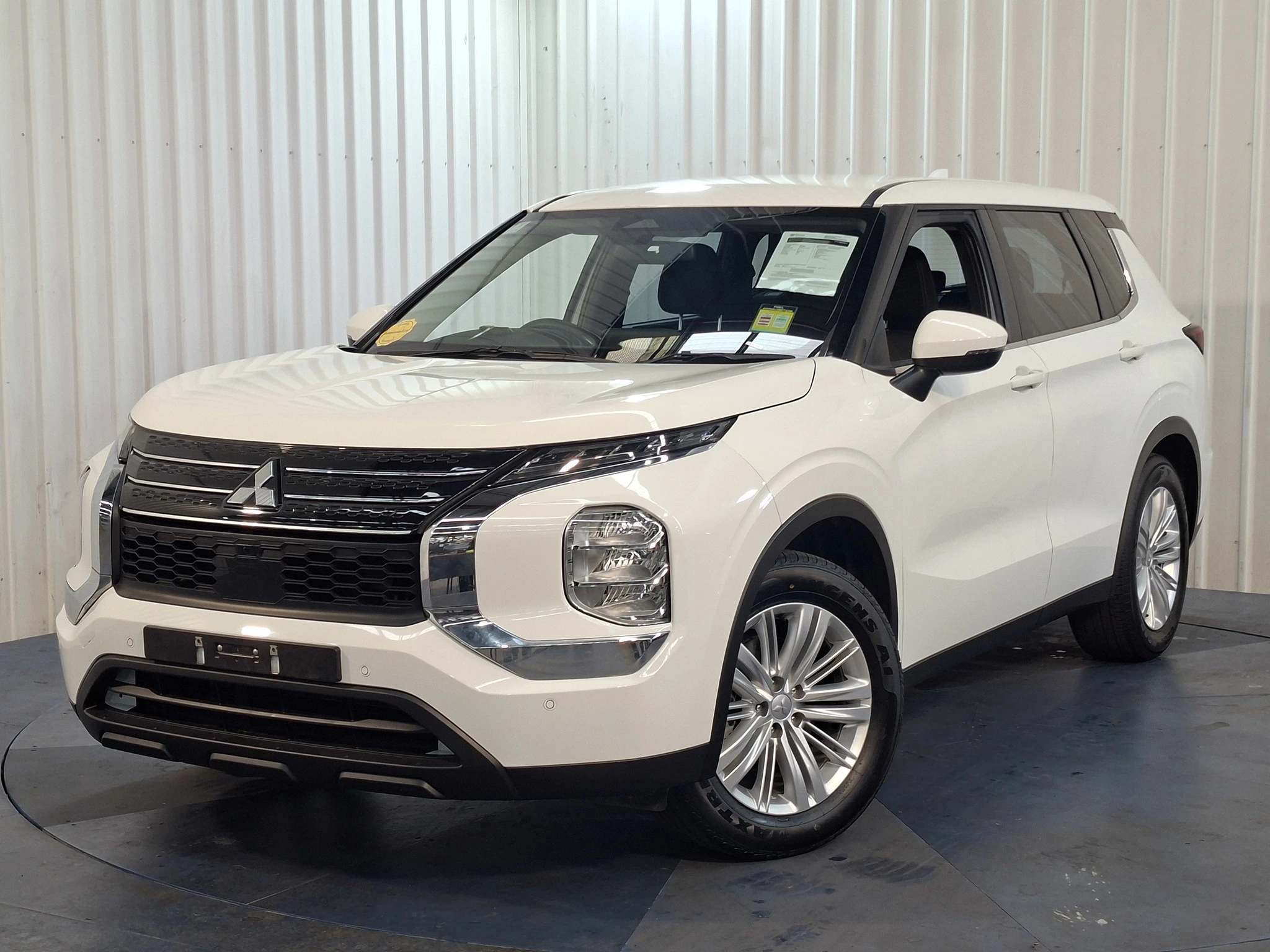 SUV