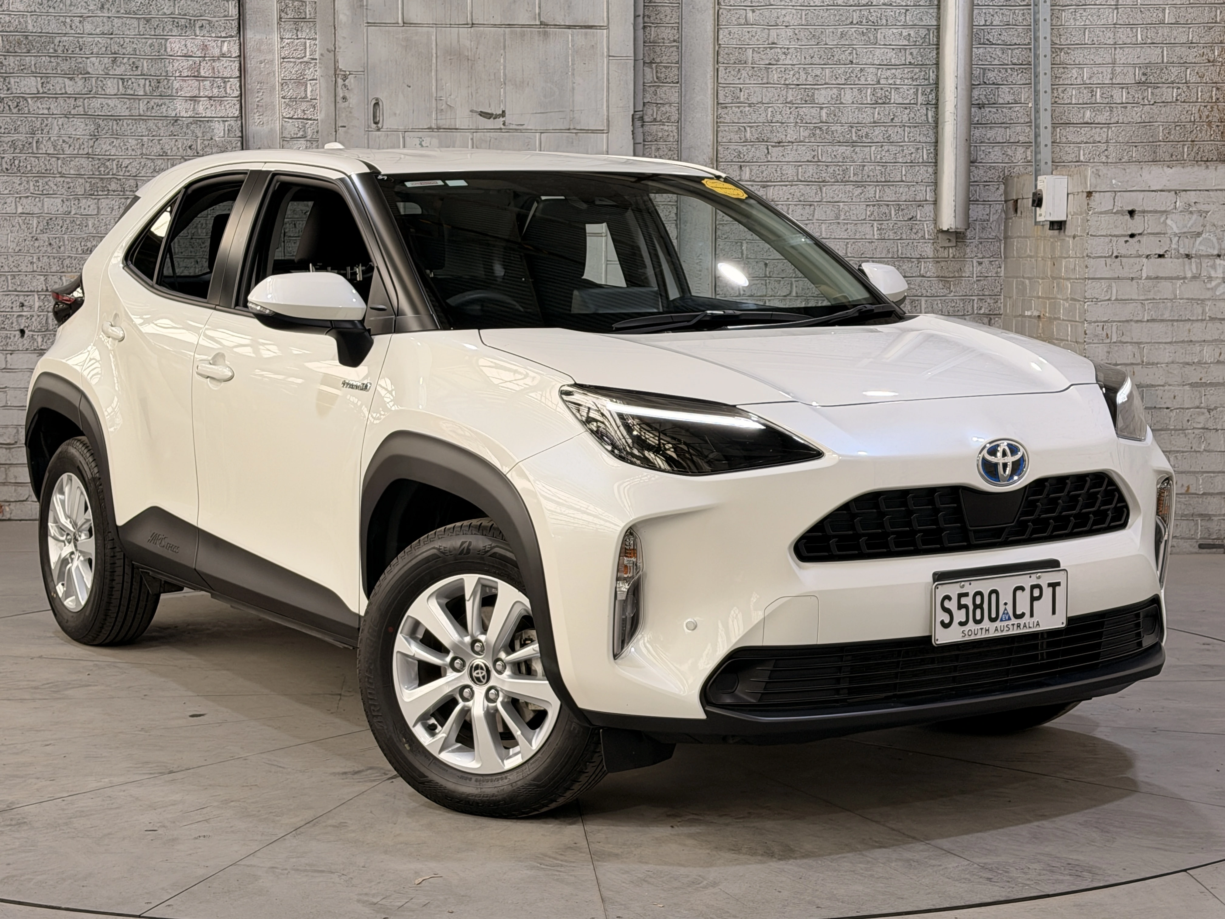 SUV
