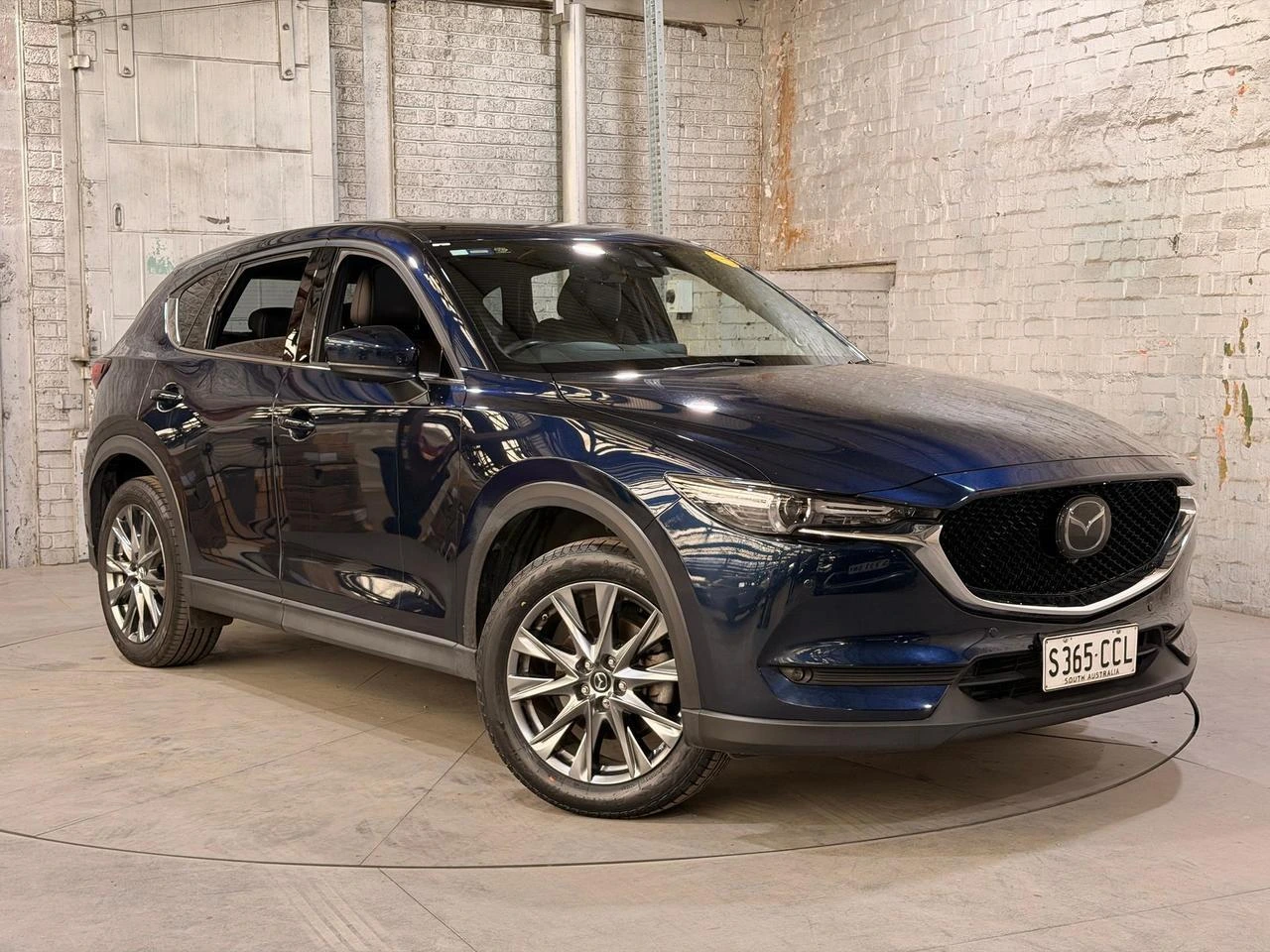 SUV