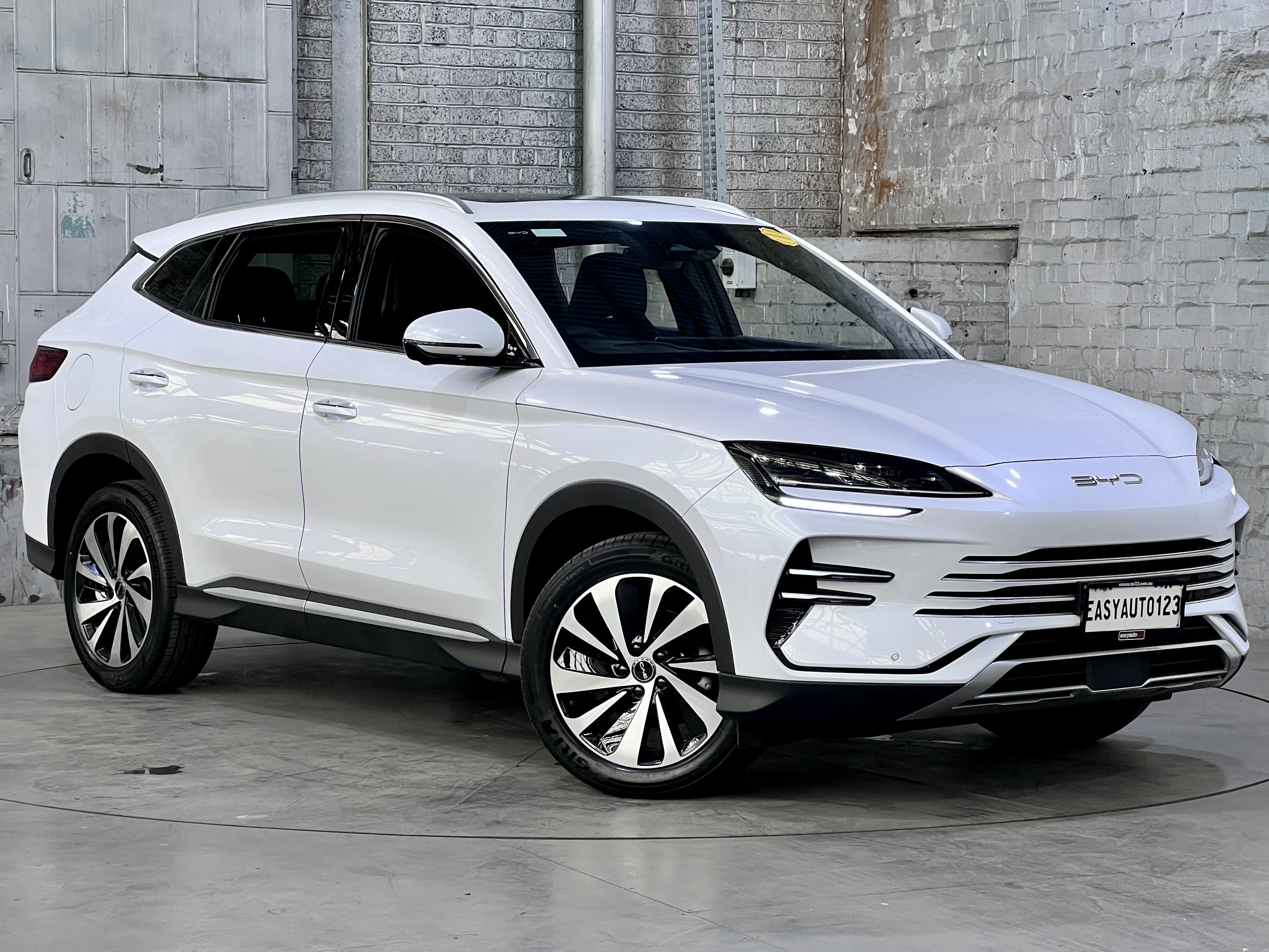 SUV