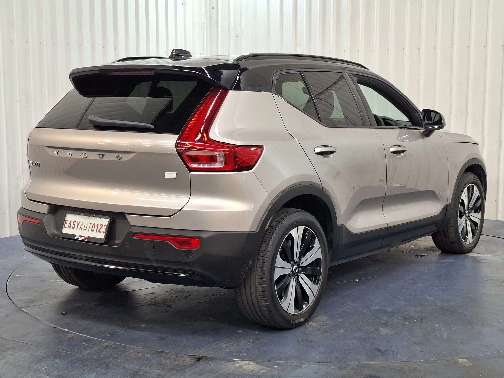 Photo 4