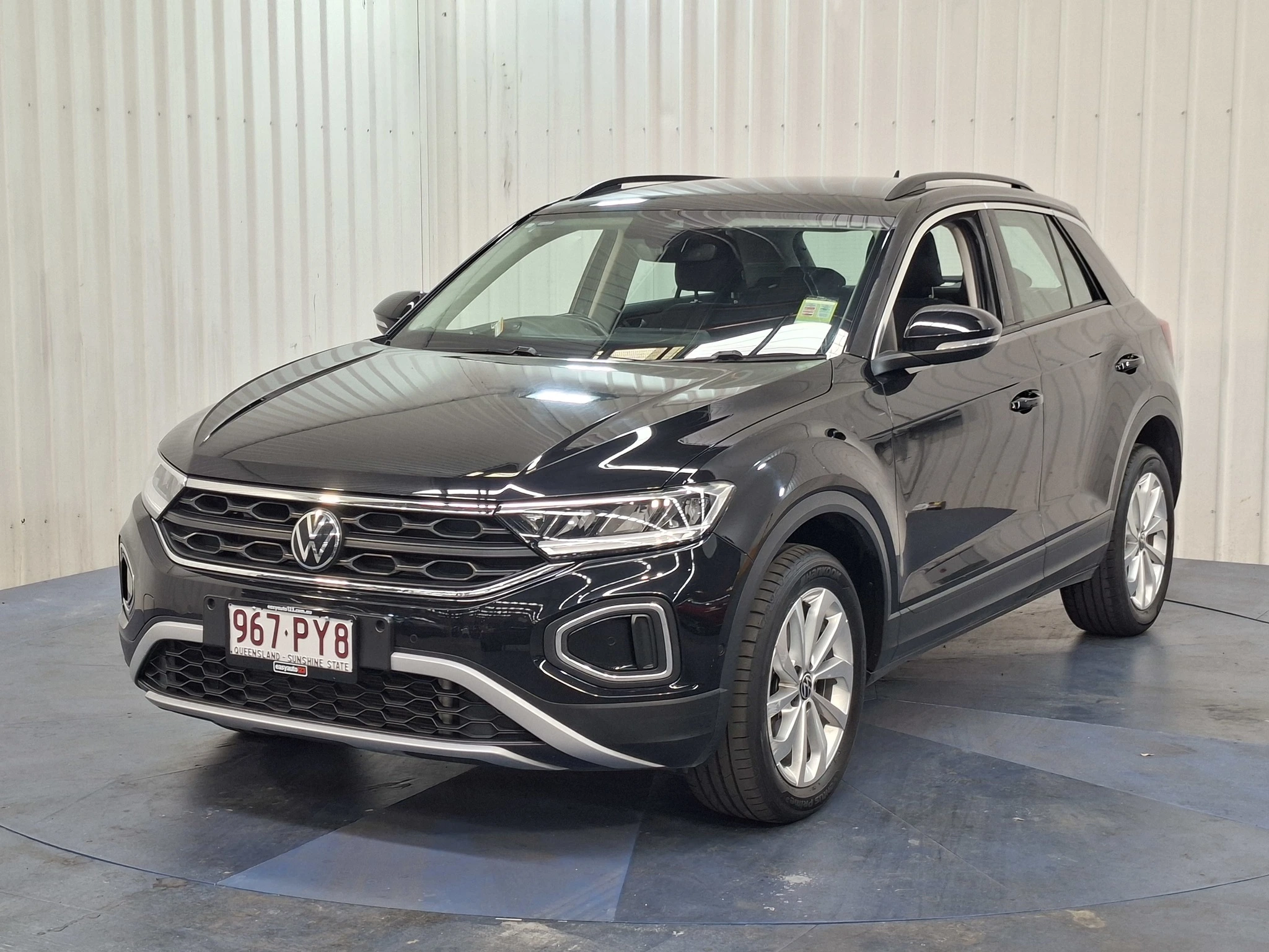 SUV
