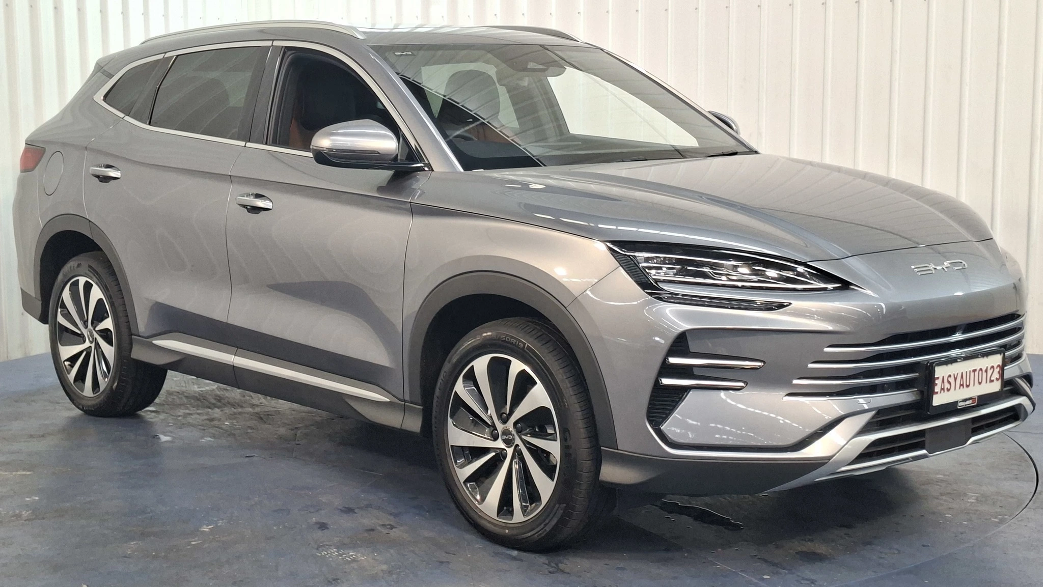 SUV