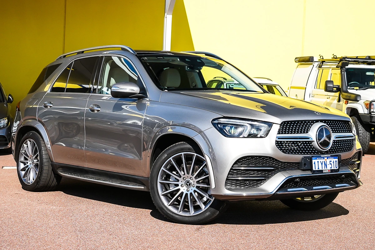 SUV