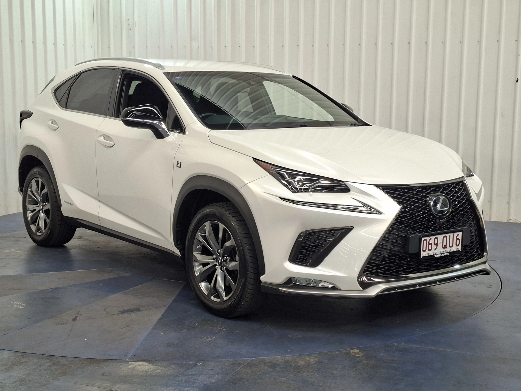 SUV