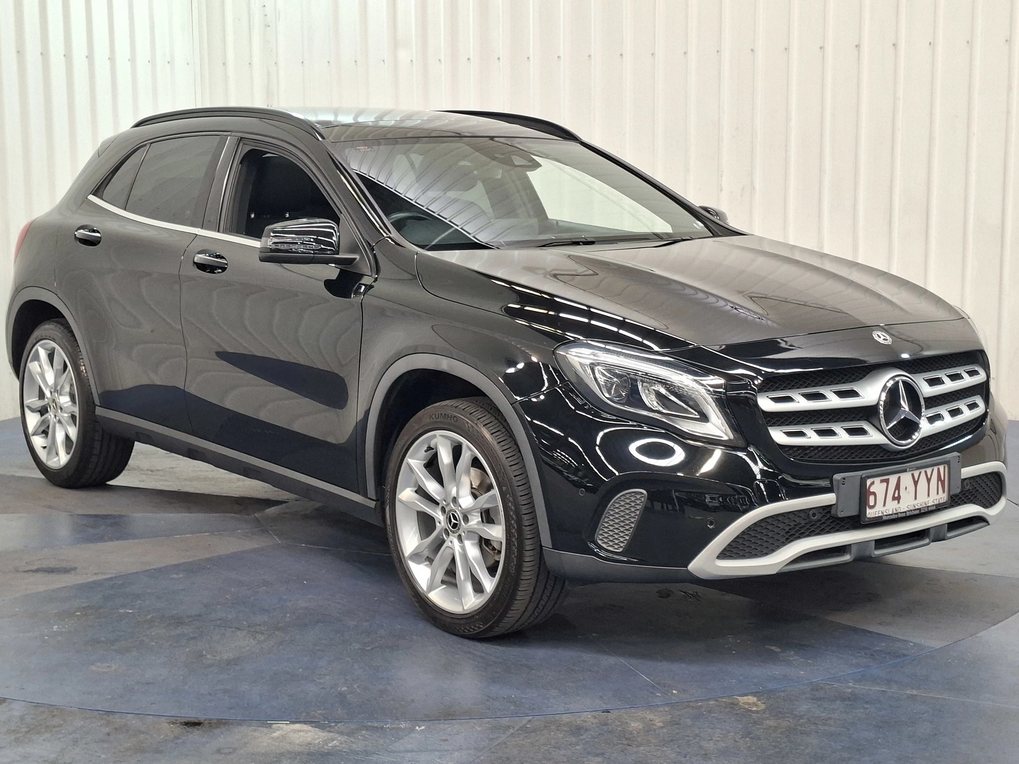 SUV