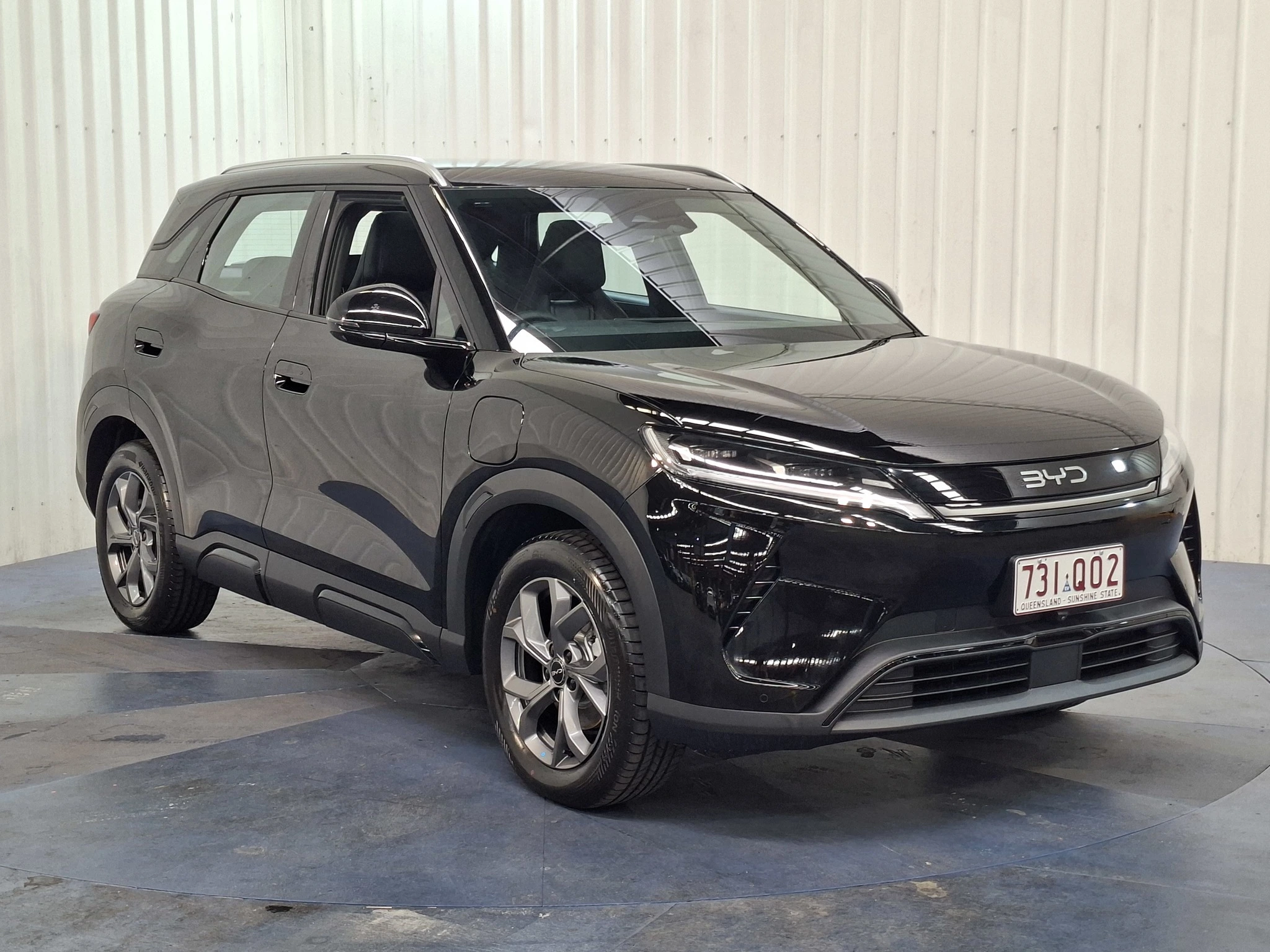 SUV