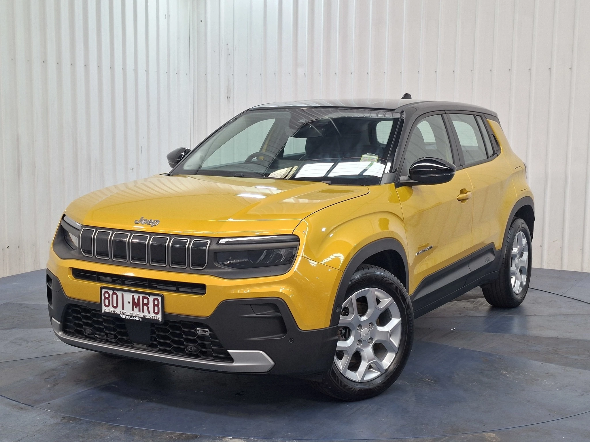 SUV