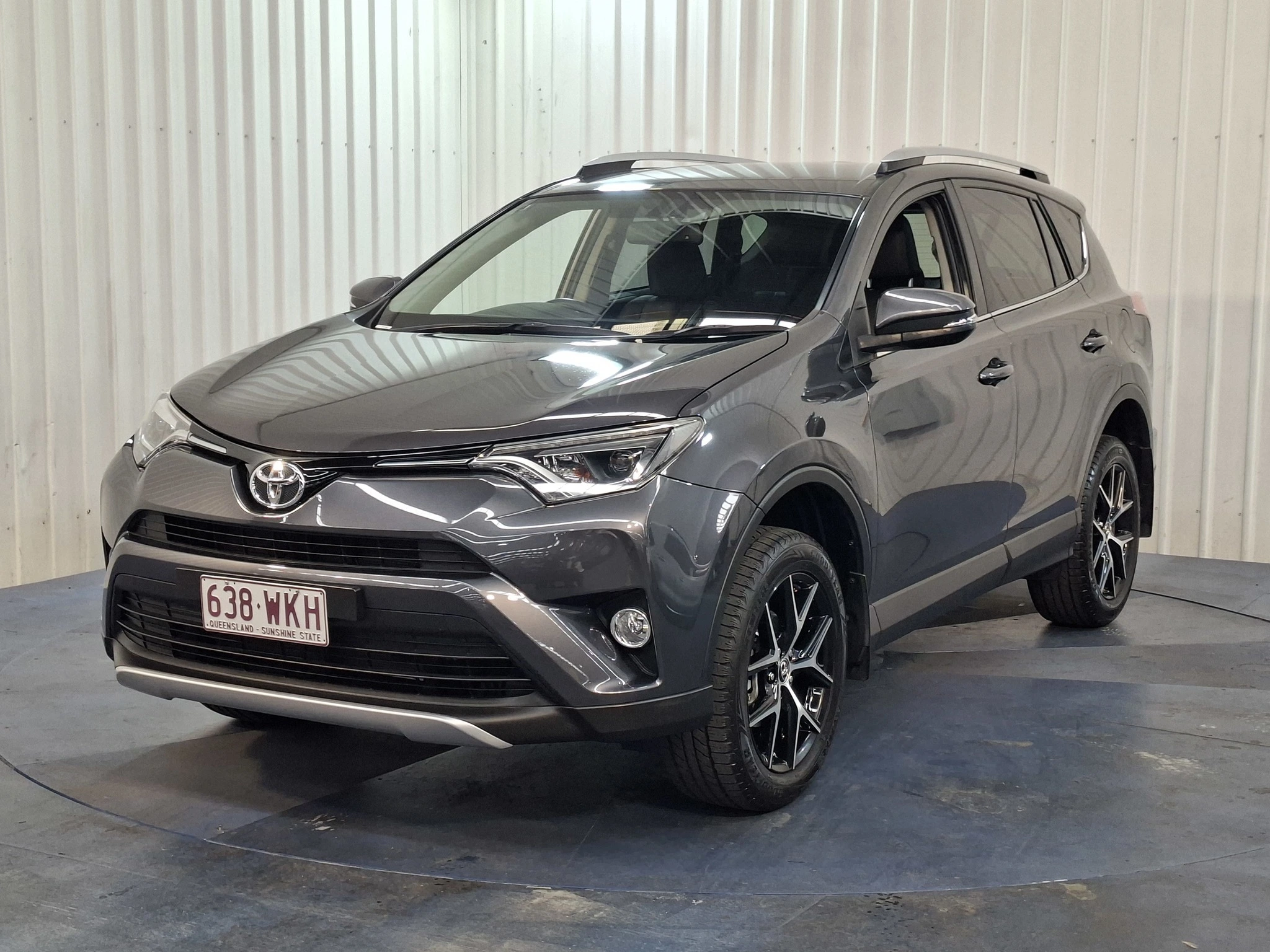 SUV