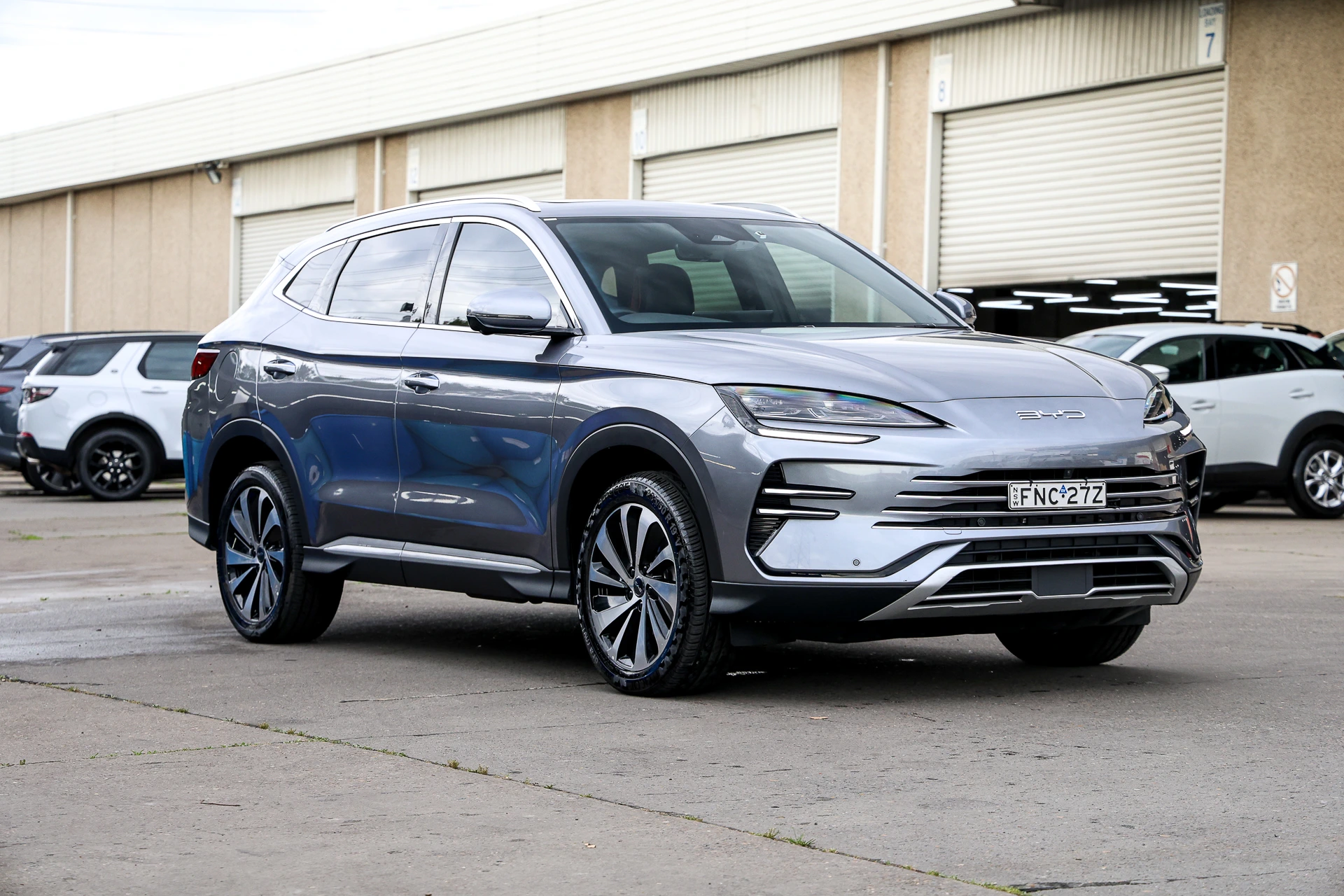 SUV
