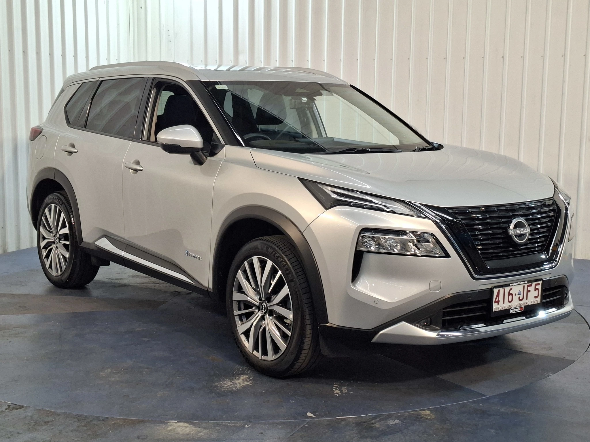 SUV