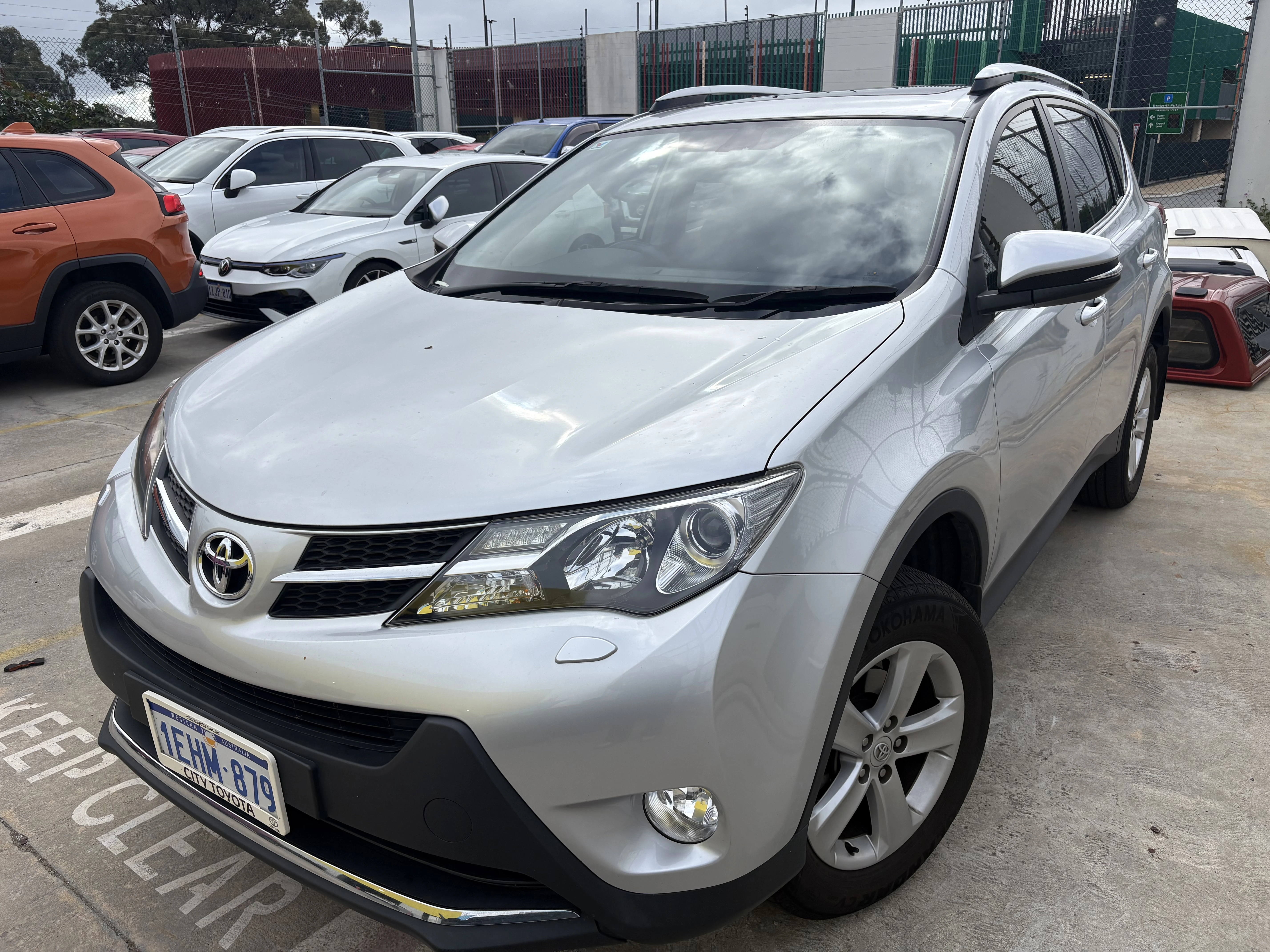 SUV