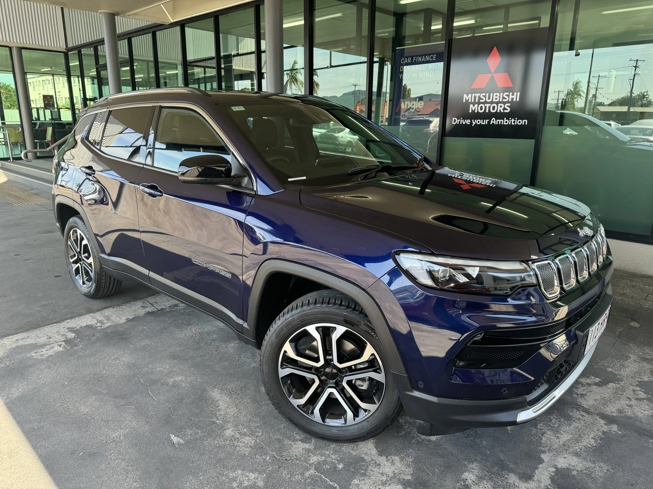 SUV