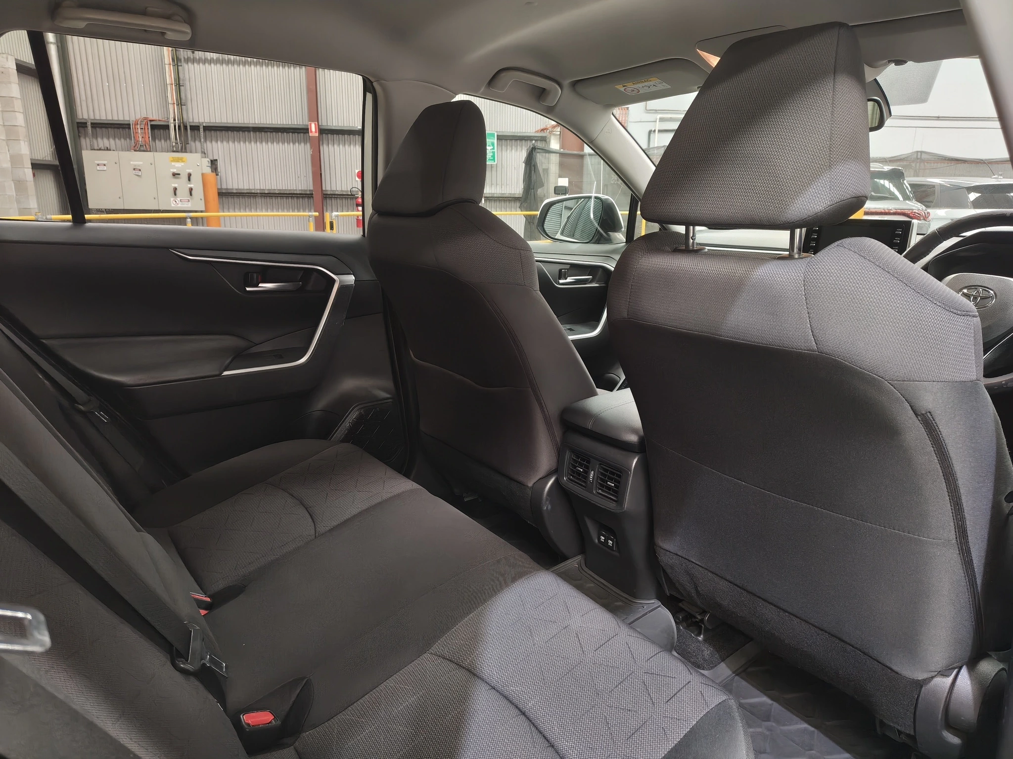 Photo 9