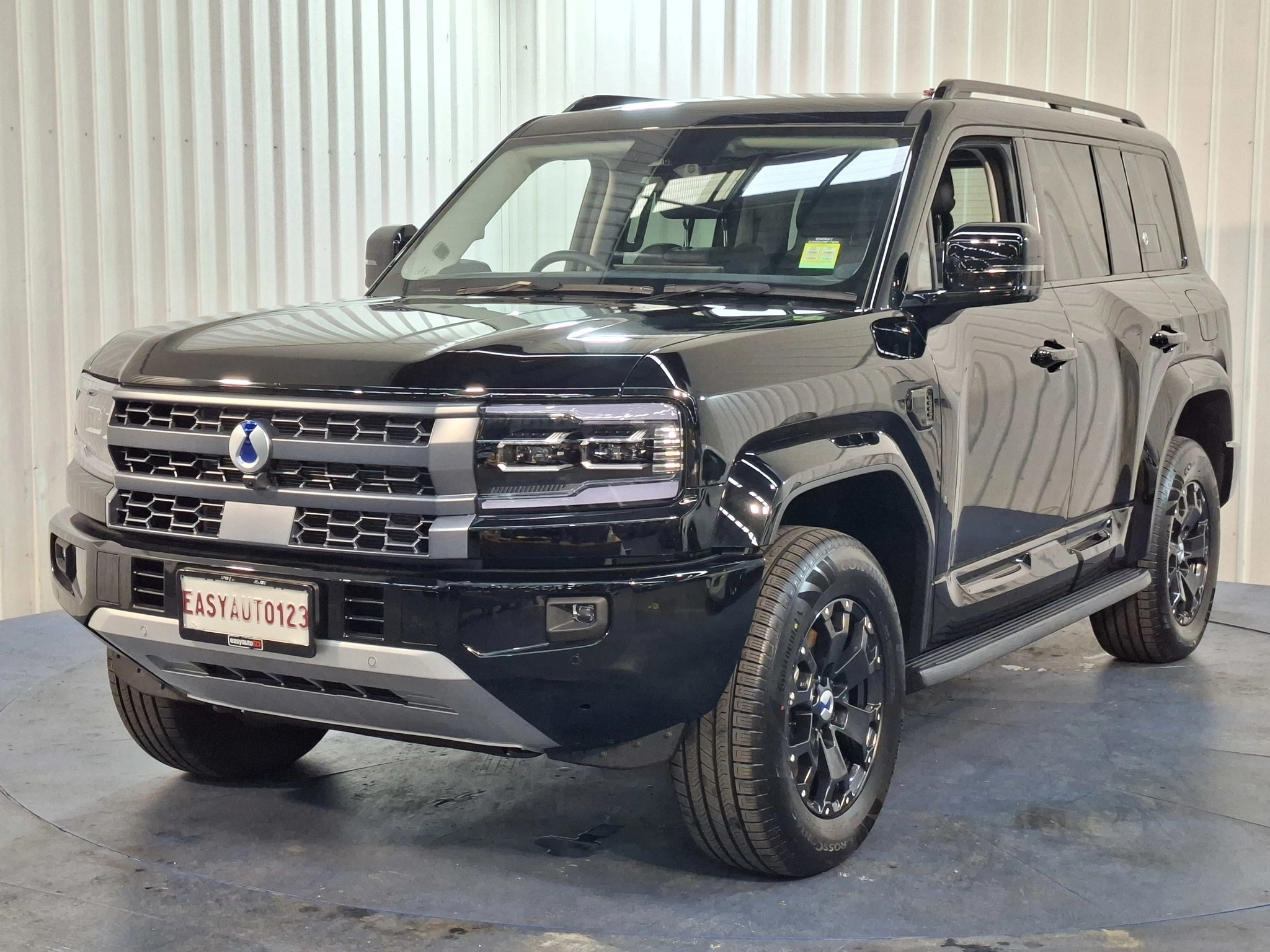 SUV