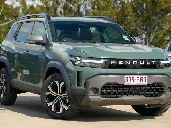 2025 Renault Duster Evolution Dual-Clutch (DCT) Front Wheel Drive