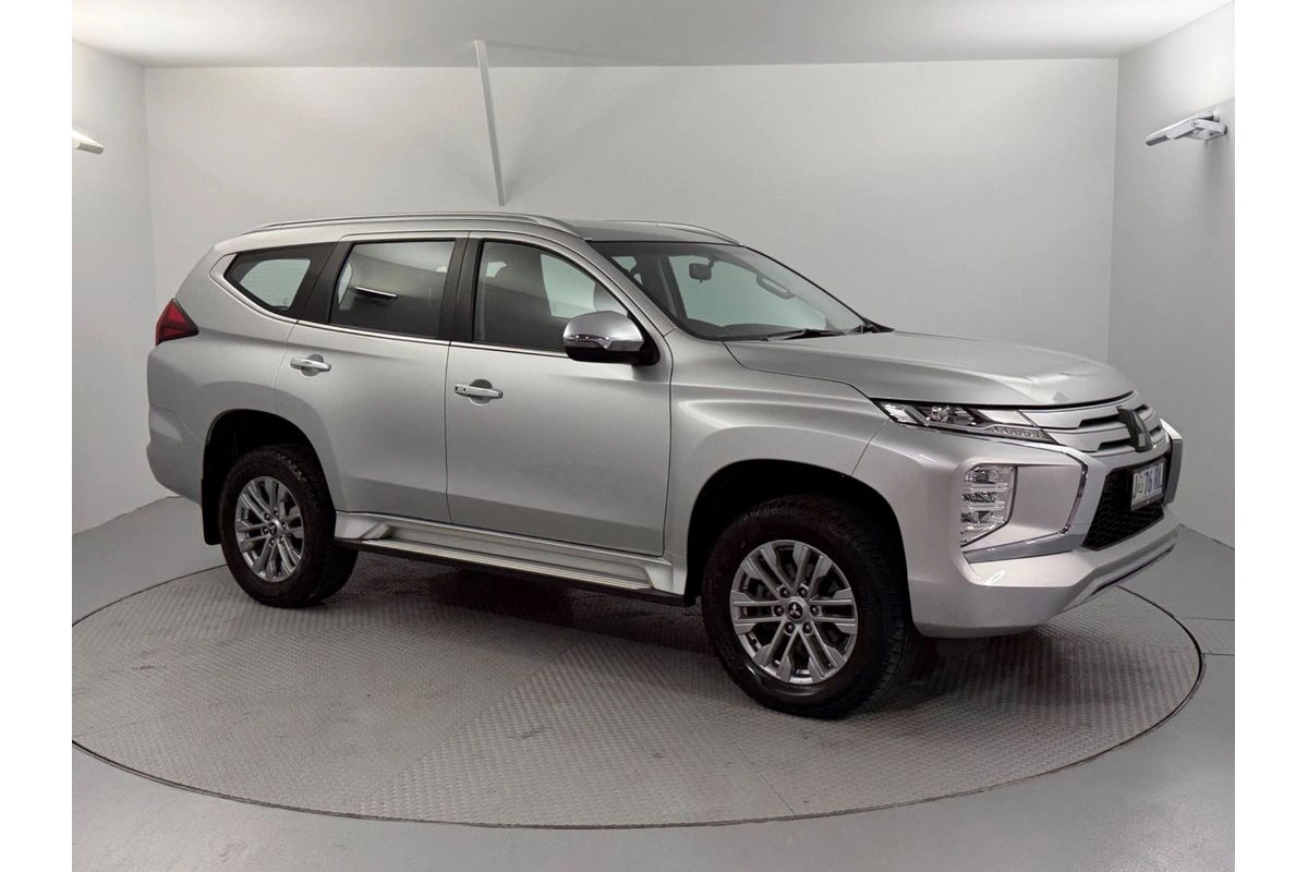 SUV