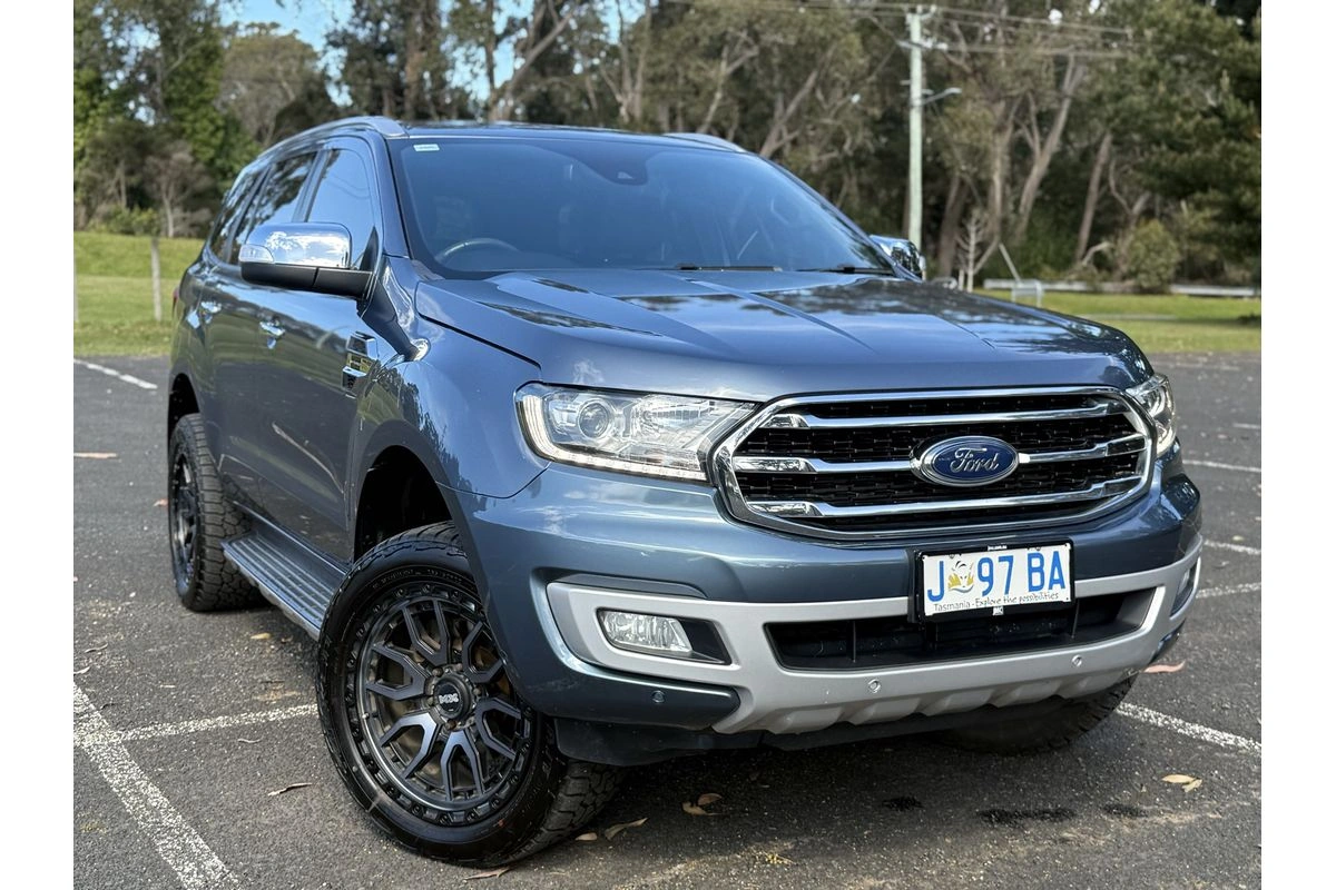 SUV