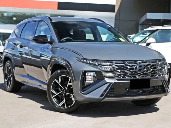 2026 Hyundai Tucson Hybrid Elite AWD Panoramic Sunroof 18-inch Alloy Wheels