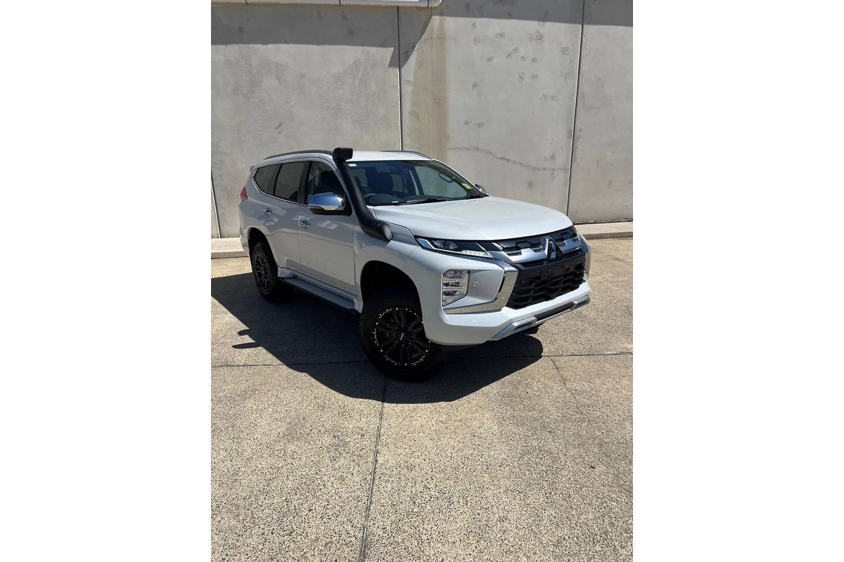SUV