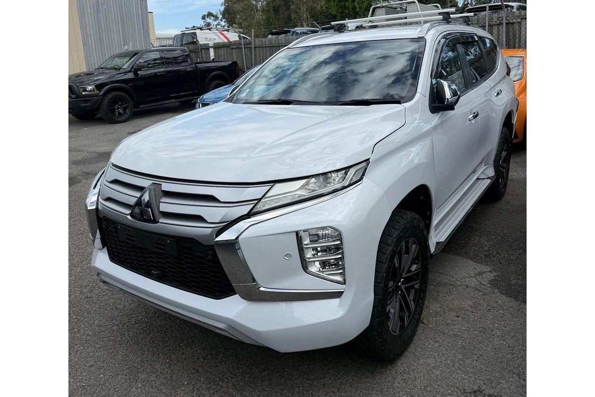 SUV