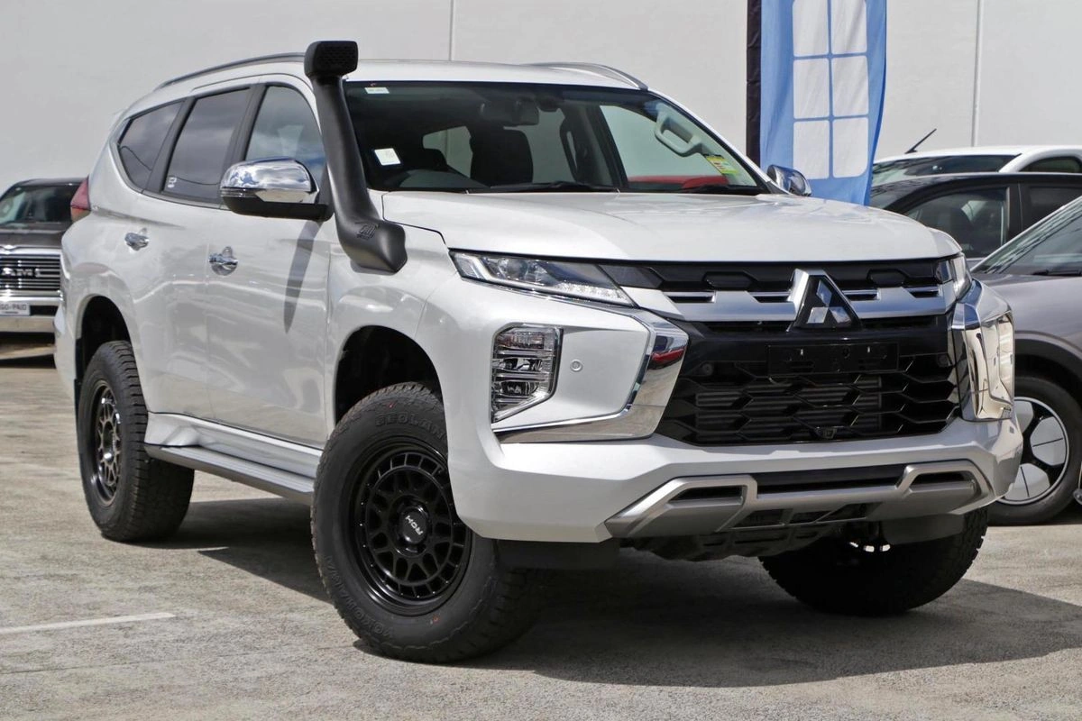 SUV