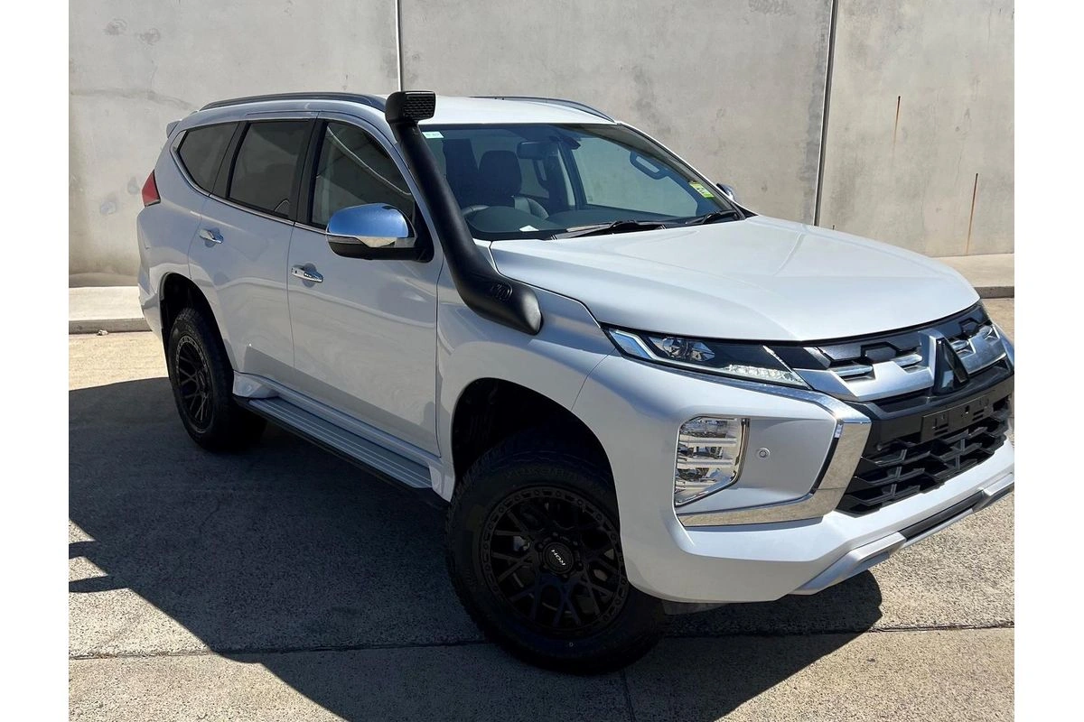 SUV