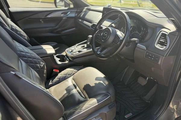 Photo 12
